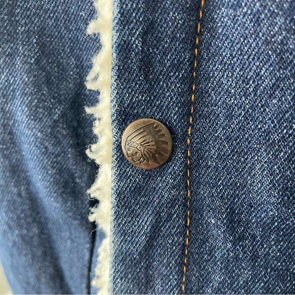 Vintage Sherpa Fleece Lined Denim Jacket Button Down Dark Medium Wash Size Small - Picture 9 of 12